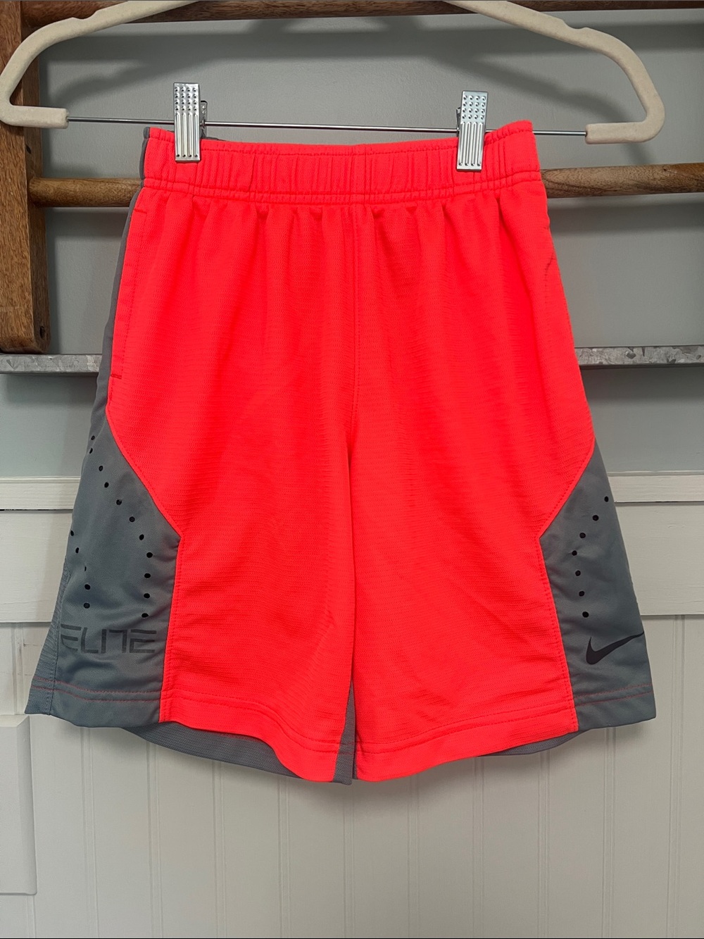 Boys Nike Elite size extra small performance shorts